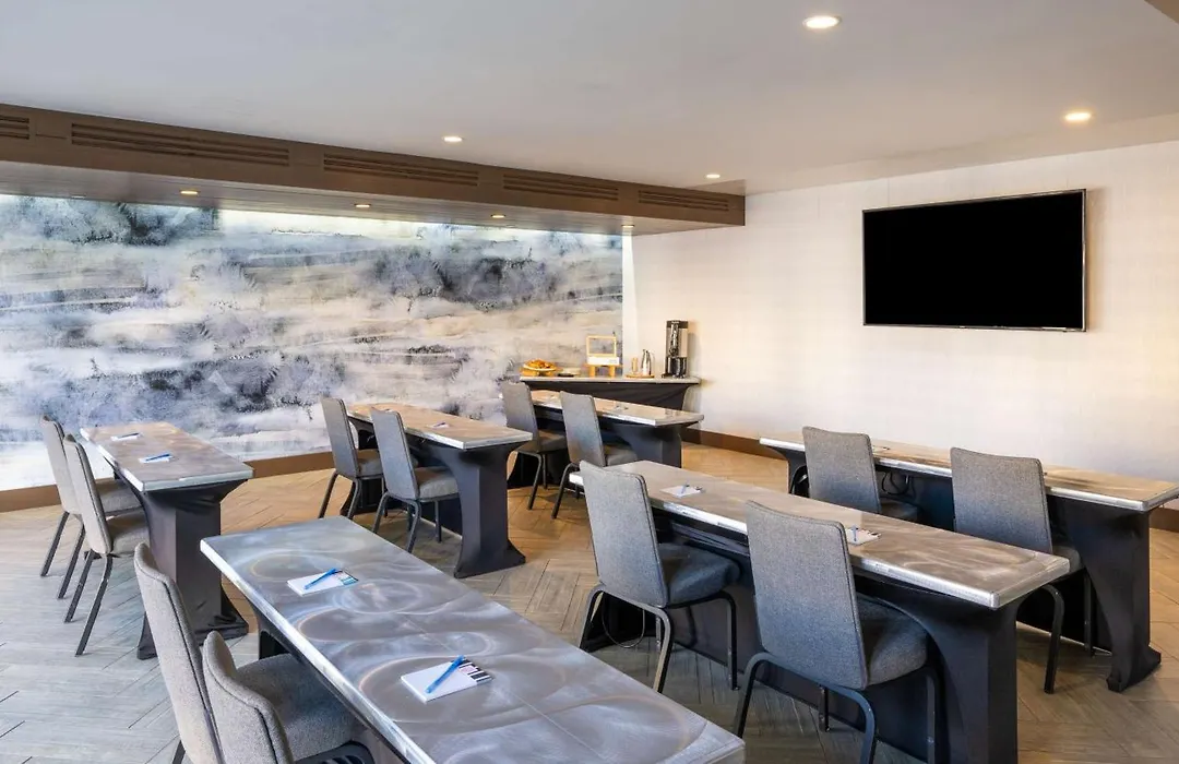Inn At The Pier Pismo Beach, Curio Collection By Hilton-1