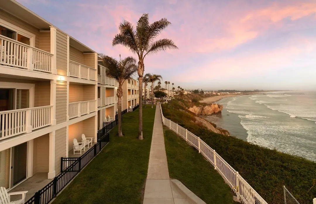 Pismo Lighthouse Suites-1