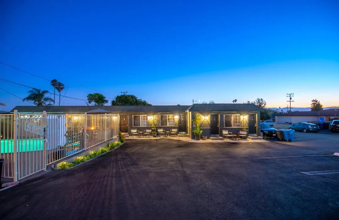 Shell Beach Inn-1