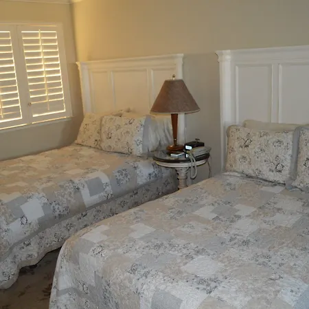 Beachcomber Inn-3